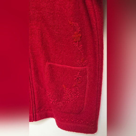 Vintage Conrad C 100% Wool Deep Red Full Zip Pocket Open Hand Beaded Cardigan - Picture 7 of 14